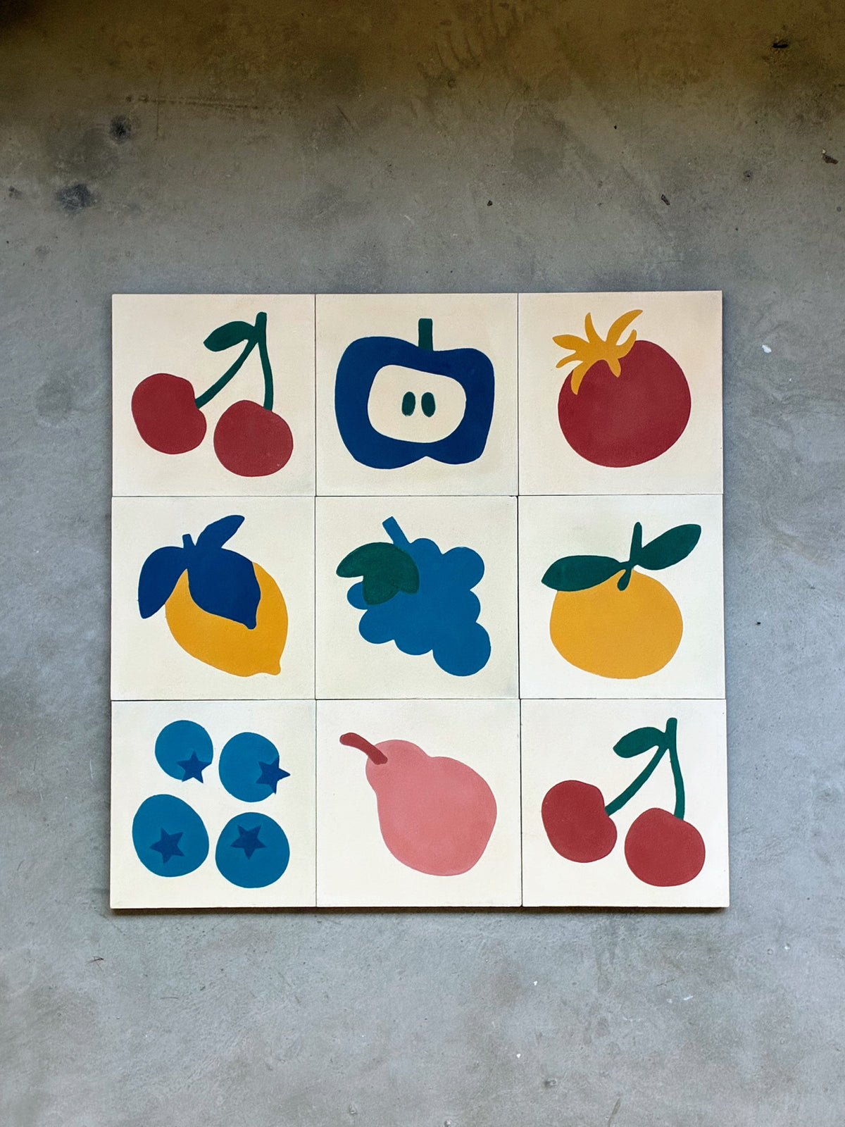 Carreaux de ciment Fruits par Alex Roda : cerise, pomme, citron, raisin, poire, tomate, mirtilles