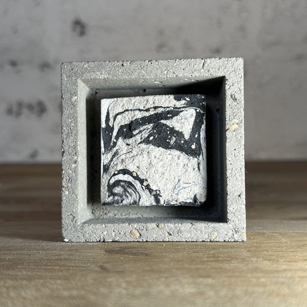 "Miroirs" tableaux en béton par César Bazaar