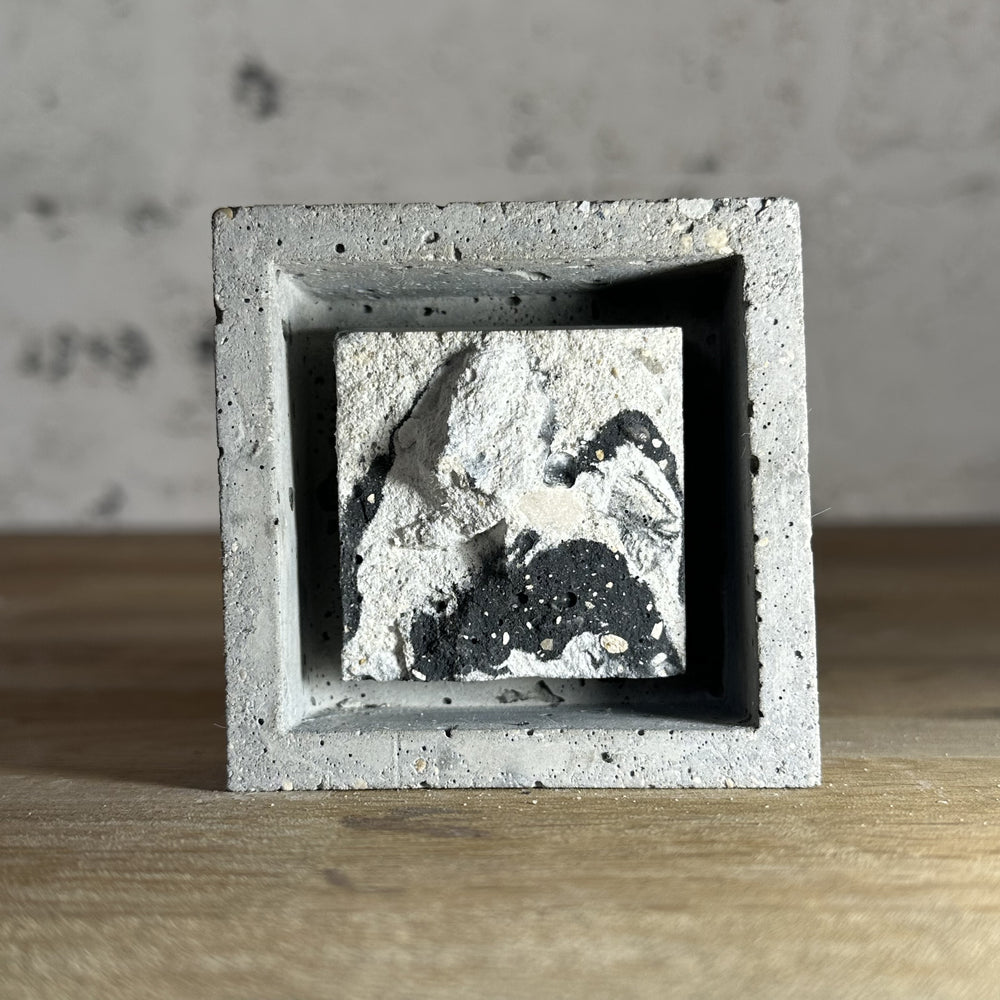 "Miroirs" tableaux en béton par César Bazaar