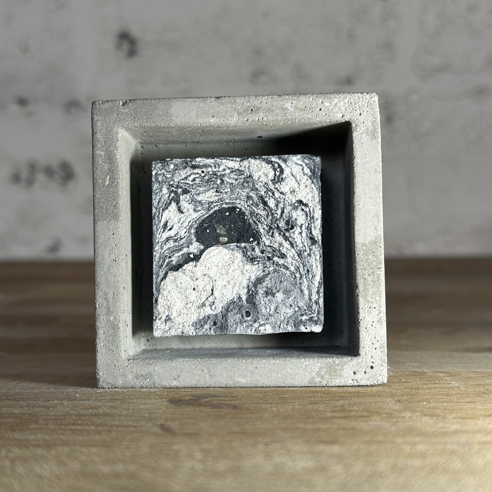 "Miroirs" tableaux en béton par César Bazaar