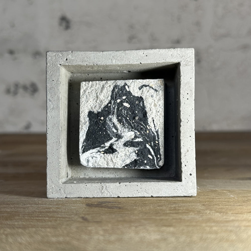 "Miroirs" tableaux en béton par César Bazaar