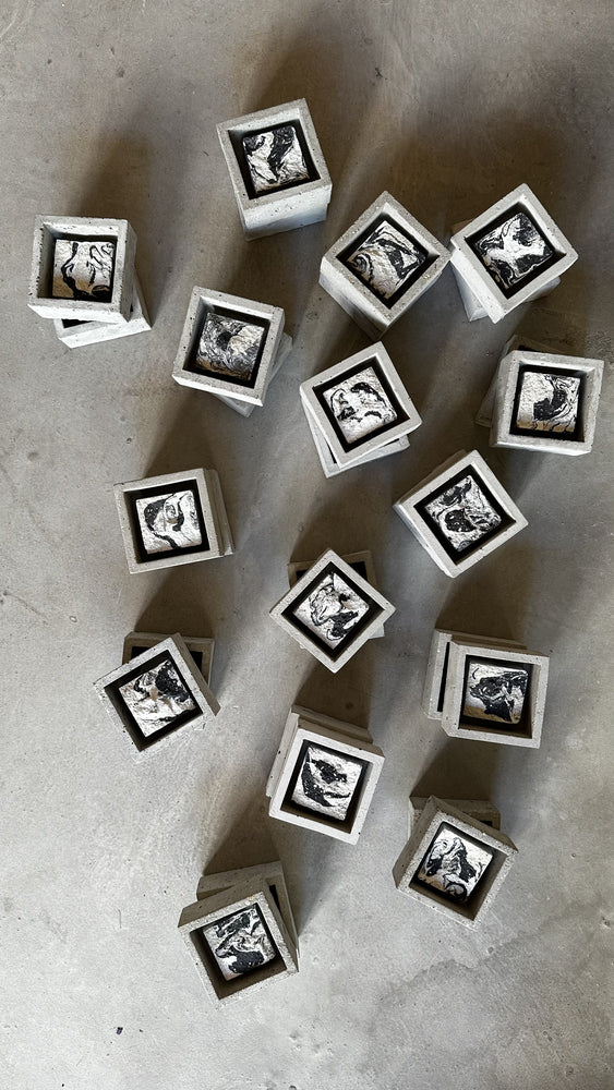 "Miroirs" tableaux en béton par César Bazaar